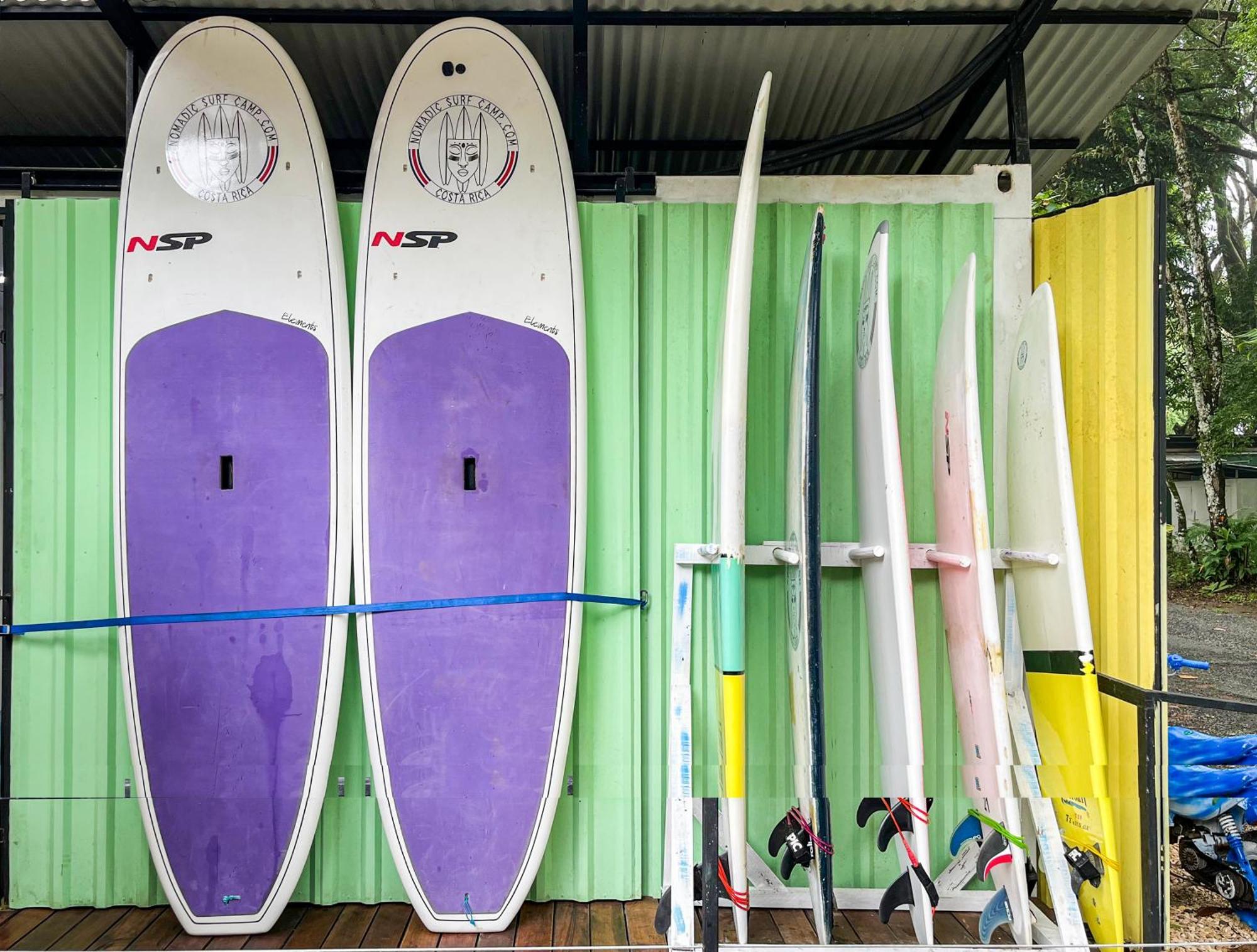 Nomadic Surf Camp Pansiyon Uvita Dış mekan fotoğraf